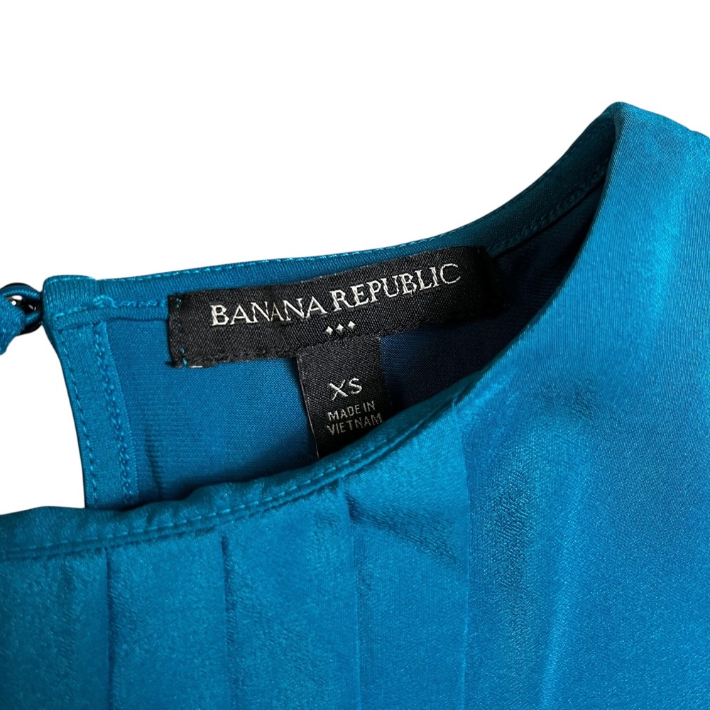 Banana Republic Womens XS Teal Blue Pleated Front Mixed Media Sleeveless Blouse - Picture 4 of 8